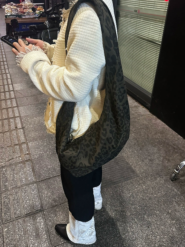 TZ Killer Leopard Print Pleated Versatile Arc Crescent Bag