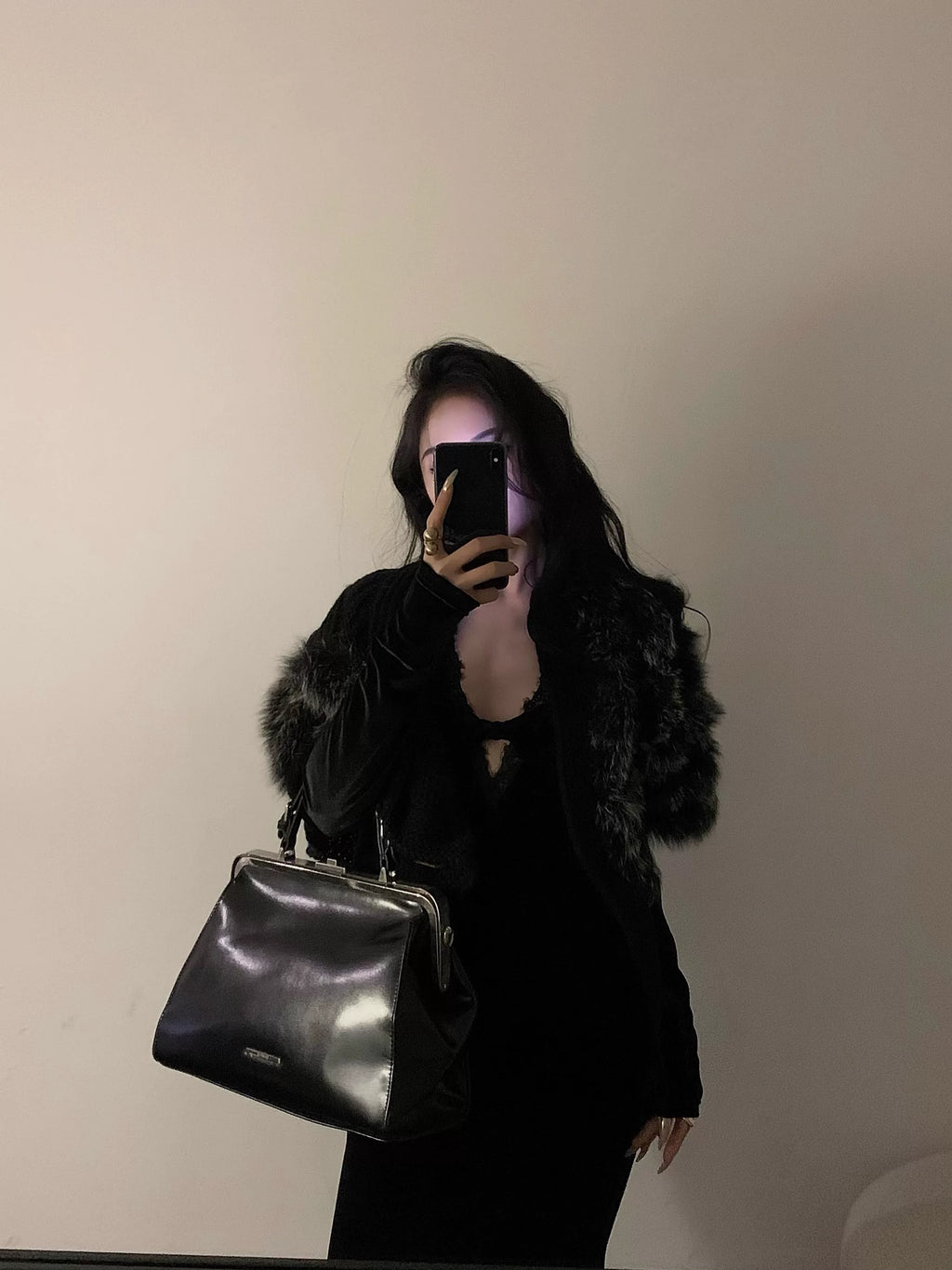 CHUYUQI Premium Atmosphere Hairy Exquisite Button Knitted Shawl