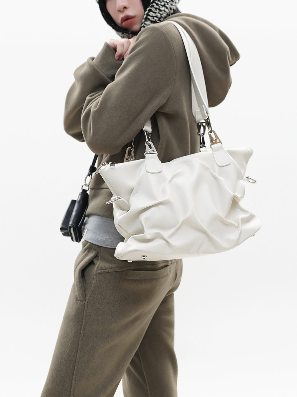 JANDRESS Pleated Large Capacity Shoulder Messenger Bag