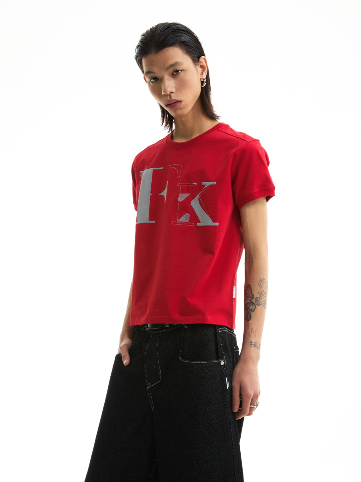 FUNKYFUN FK Letter Embroidery Print Front Shoulder Tee