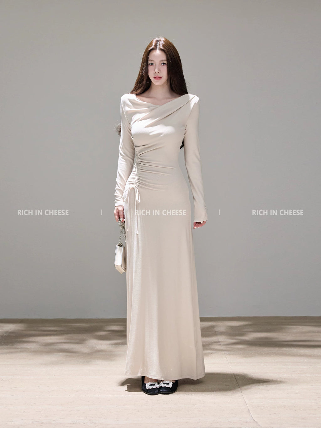 RICH IN CHEESE Swingneck Drawstring Long-sleeved Knitted Dress