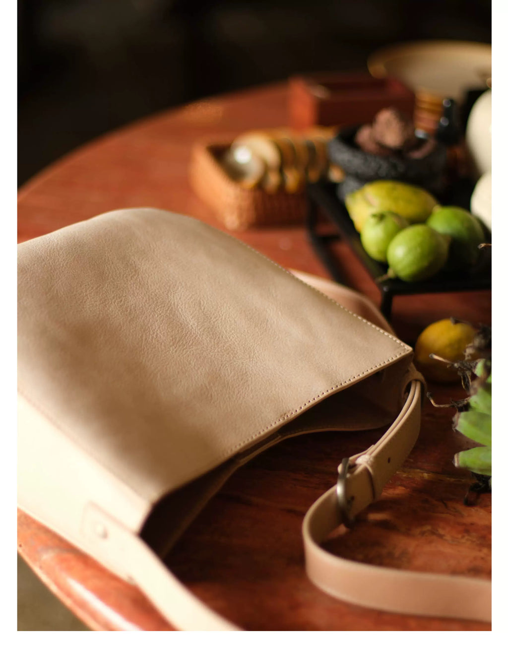 EZRO Premium Simple Leather Shoulder Crossbody Bag