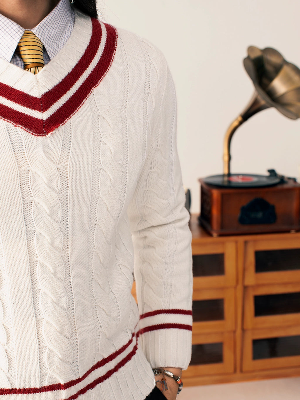 SOARIN British Vintage V-Neck Knitted Sweater