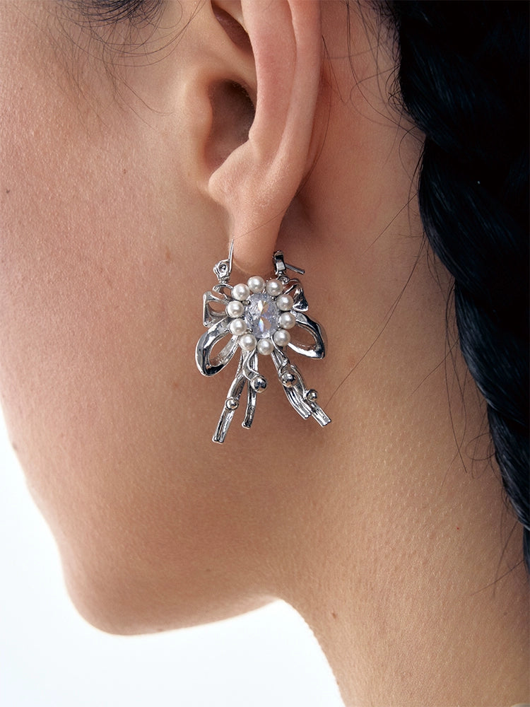 1JINN Vintage Bow Pearl Flower Earrings