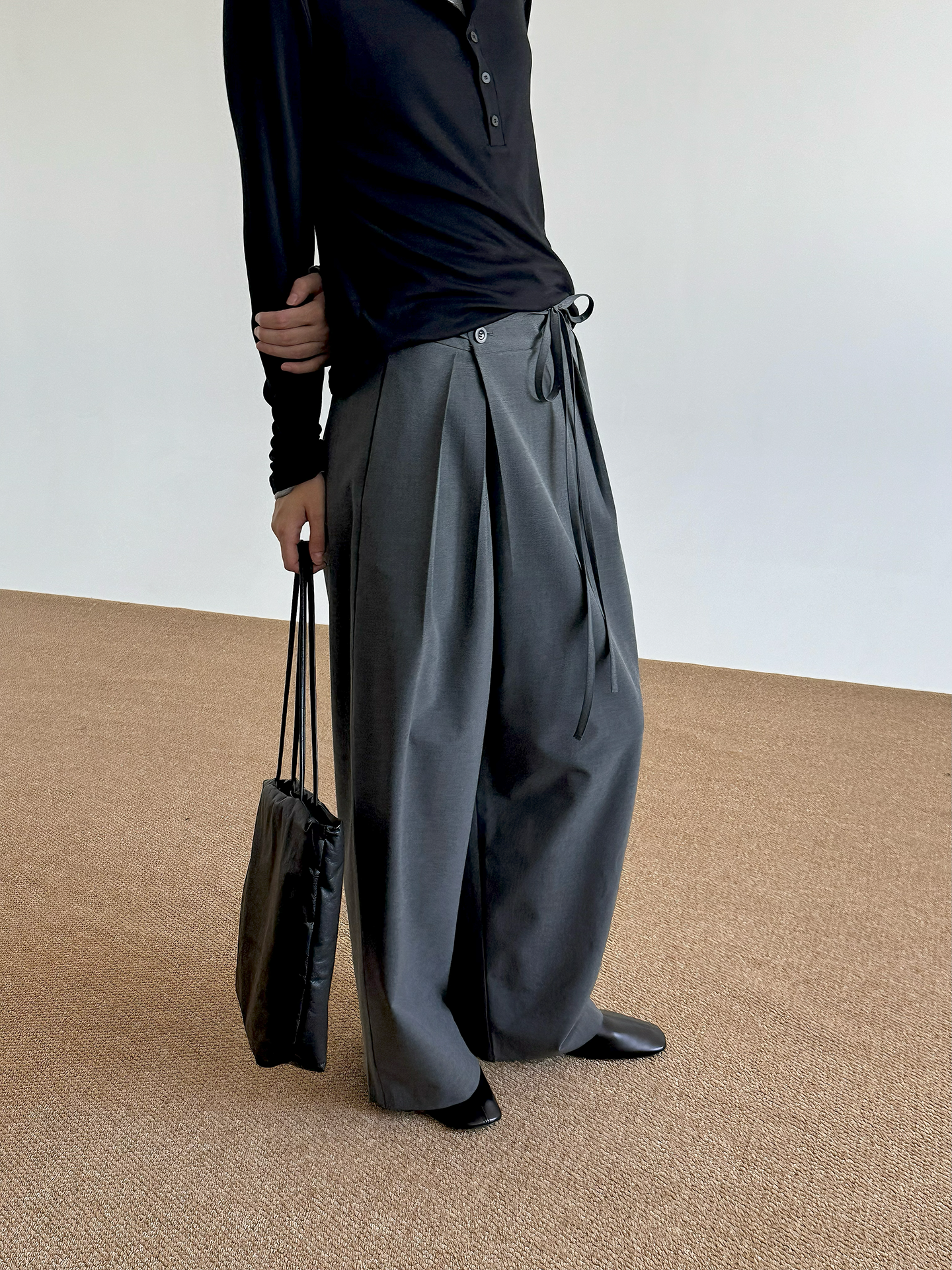 COLN Diagonal Placket Lace-up Loose Suit Pants