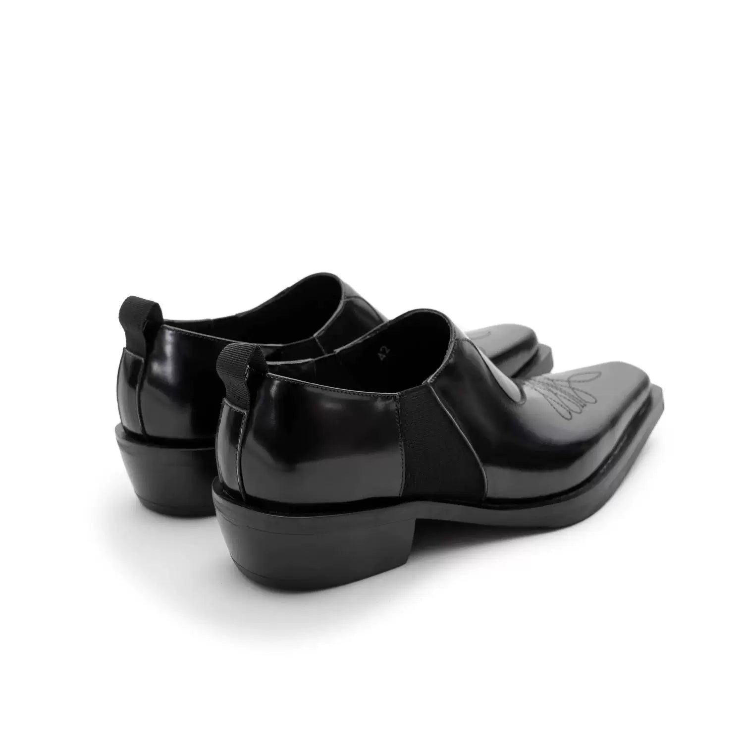 CONP Flower and Grass Embroidered Casual Leather Shoes
