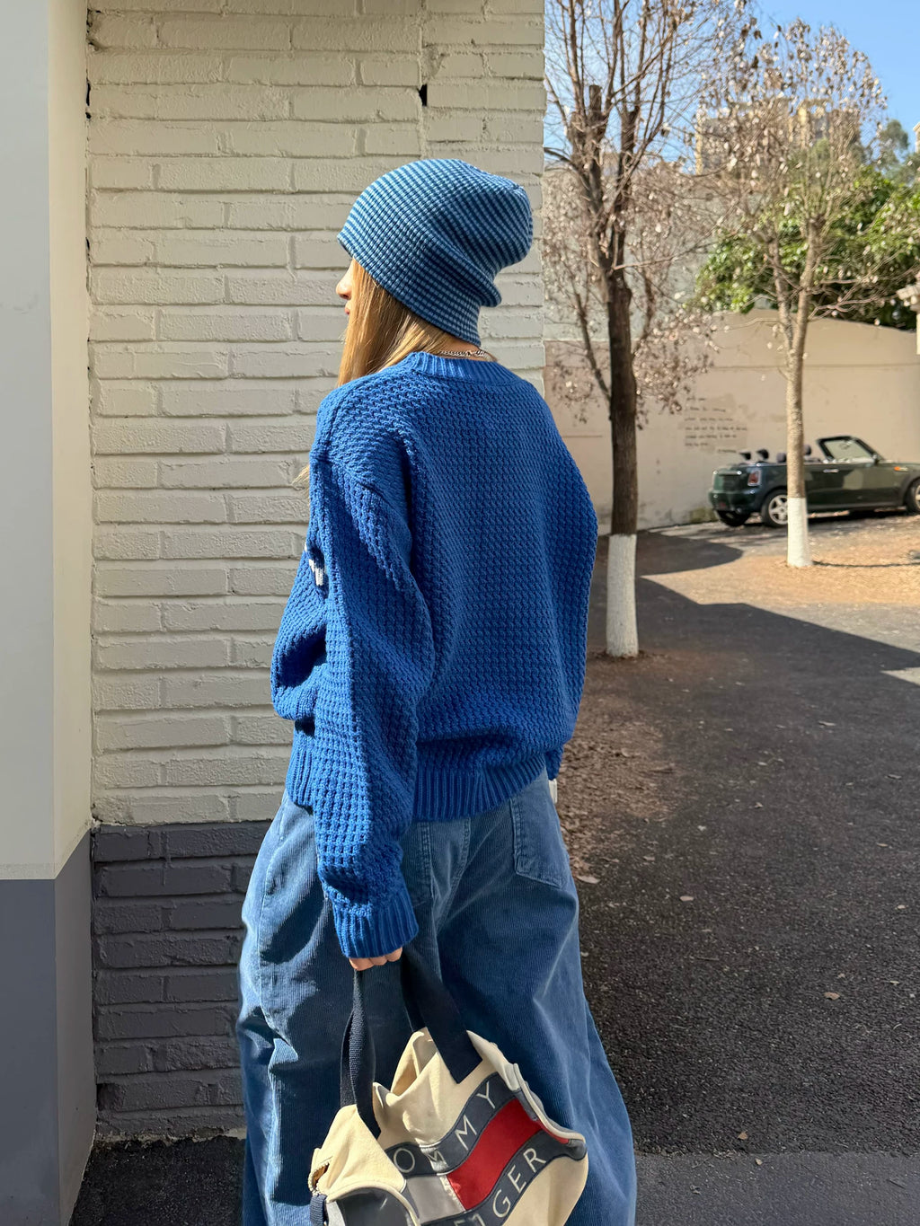 CCYE English Alphabet Crew Neck Knitted Sweater