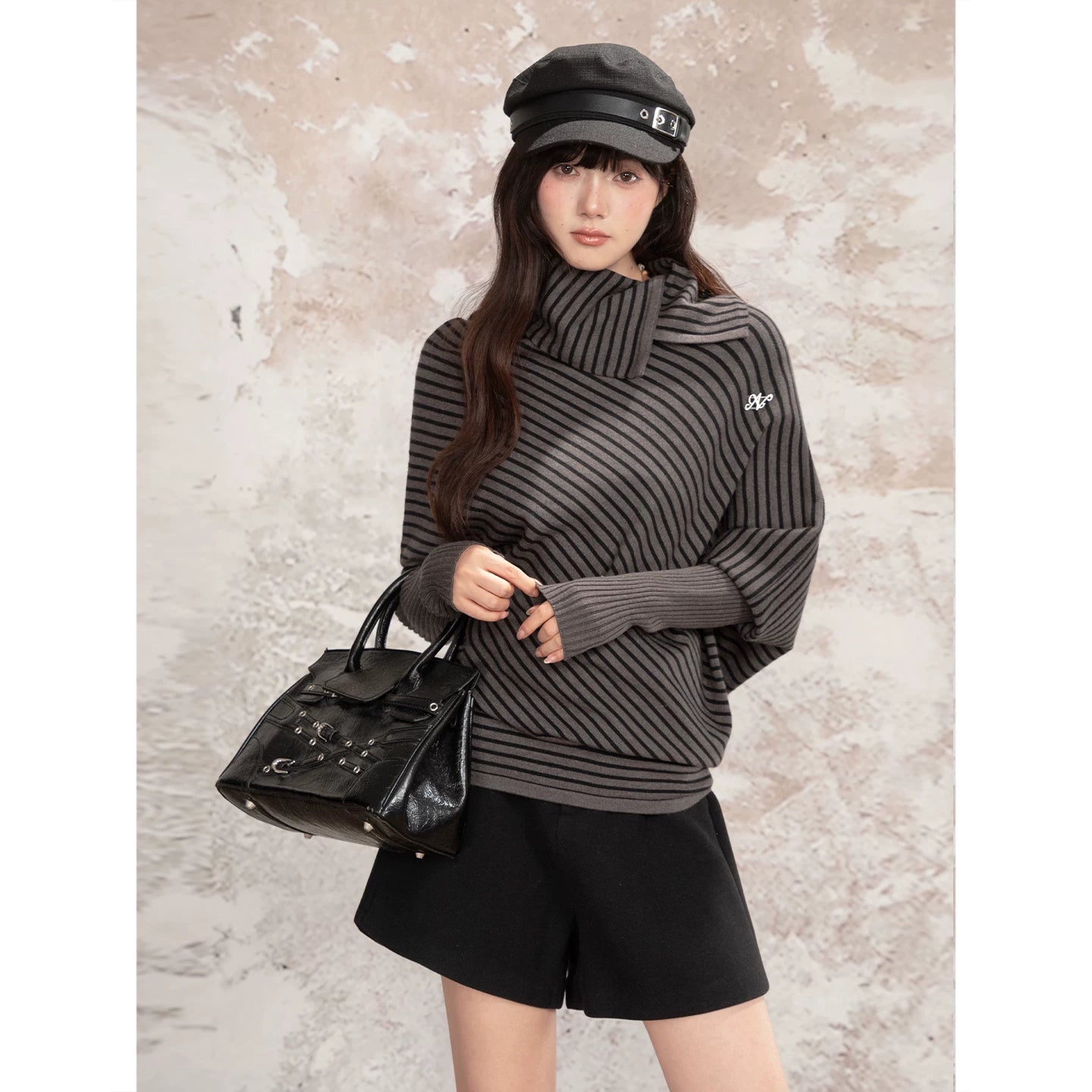LOVEHEYNEW Turtleneck Contrasting Color Loose Casual Long Sleeves