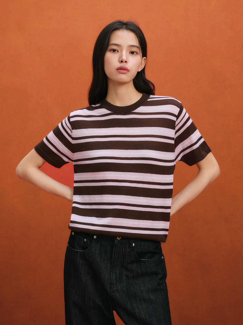 NO LOGO Retro Striped Light Tee