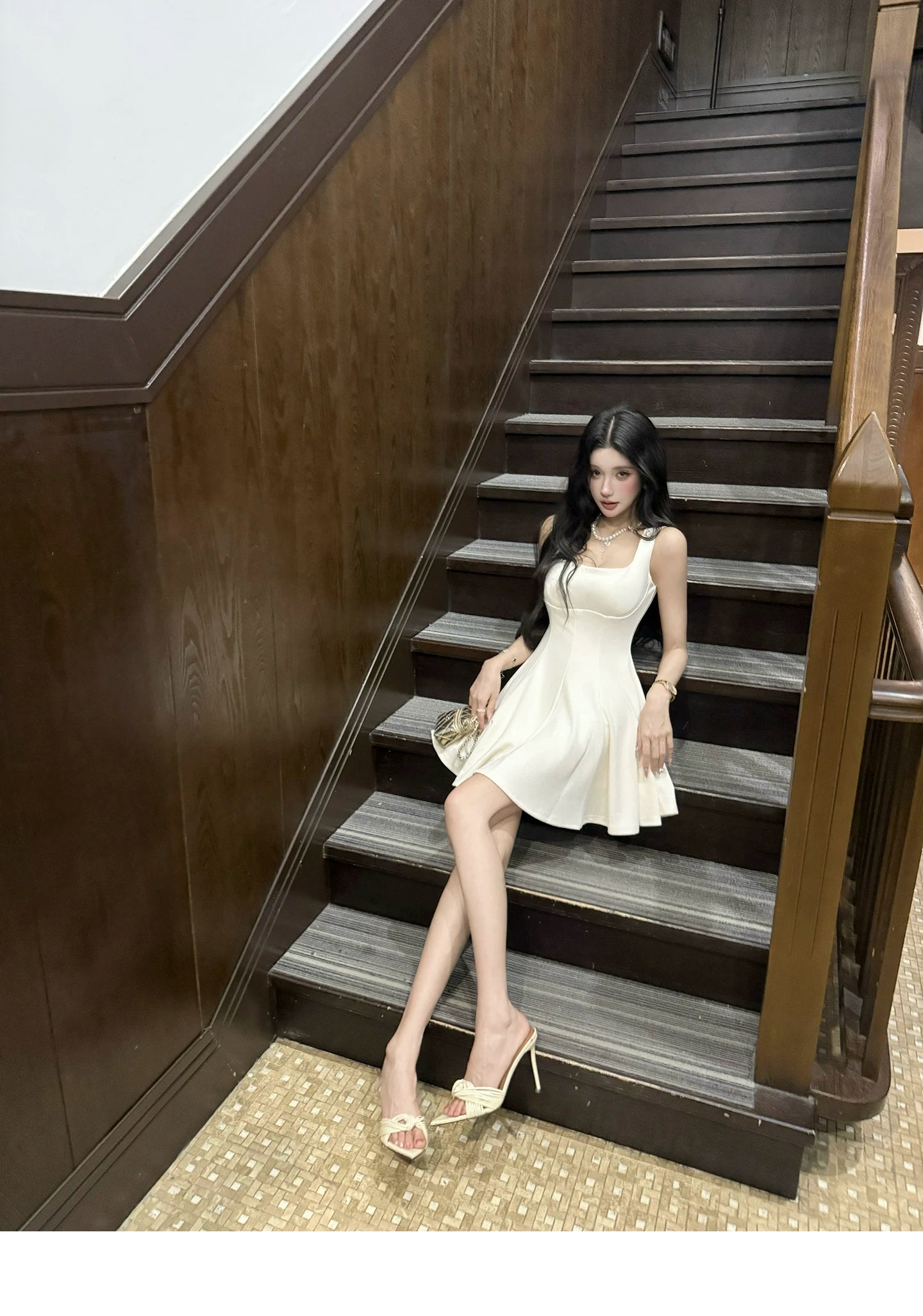 Barb Chill Square Neck Waist Skinny Suspender Short Dress