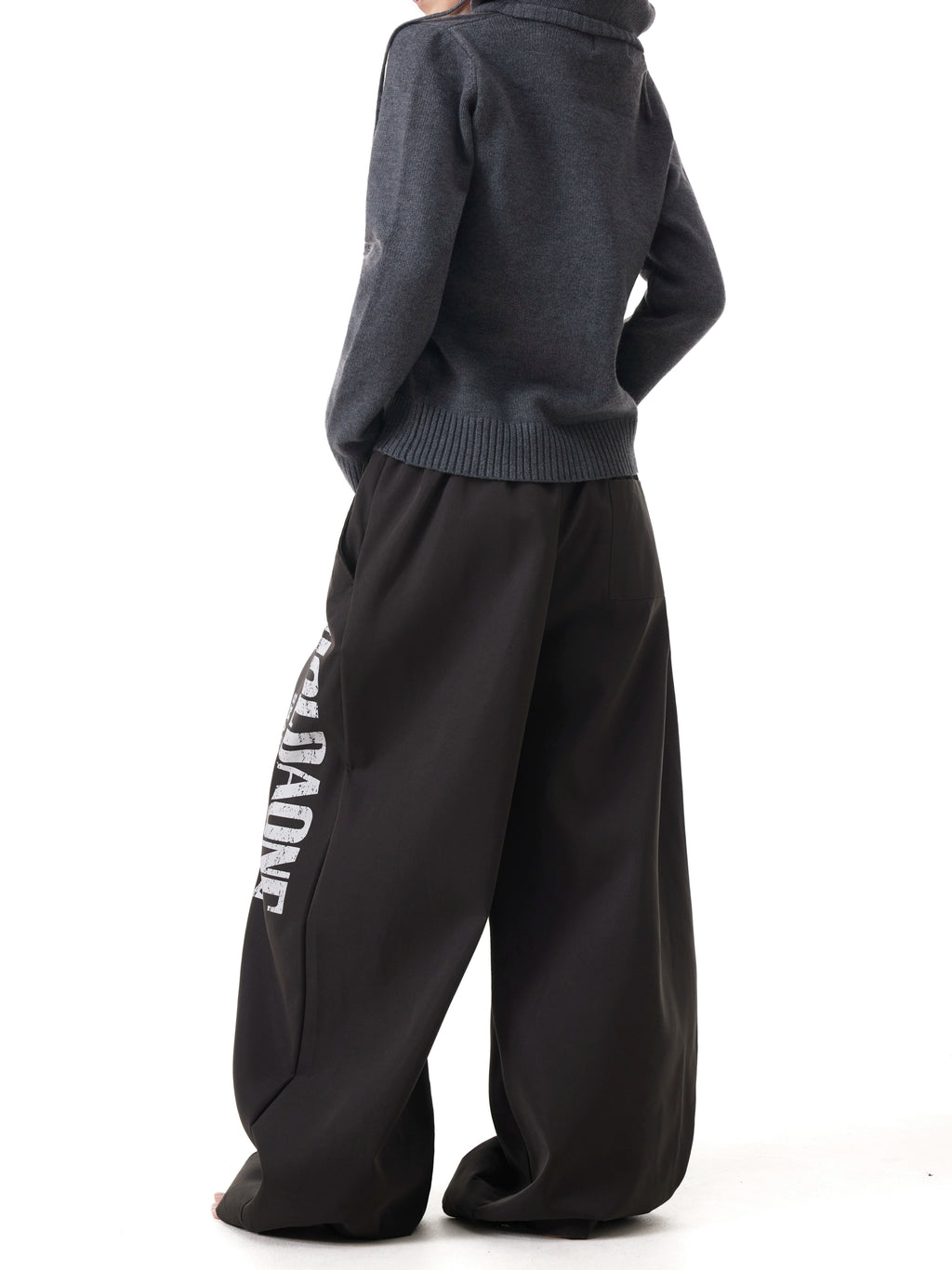 BTSG Letter Print Drawstring Slacks