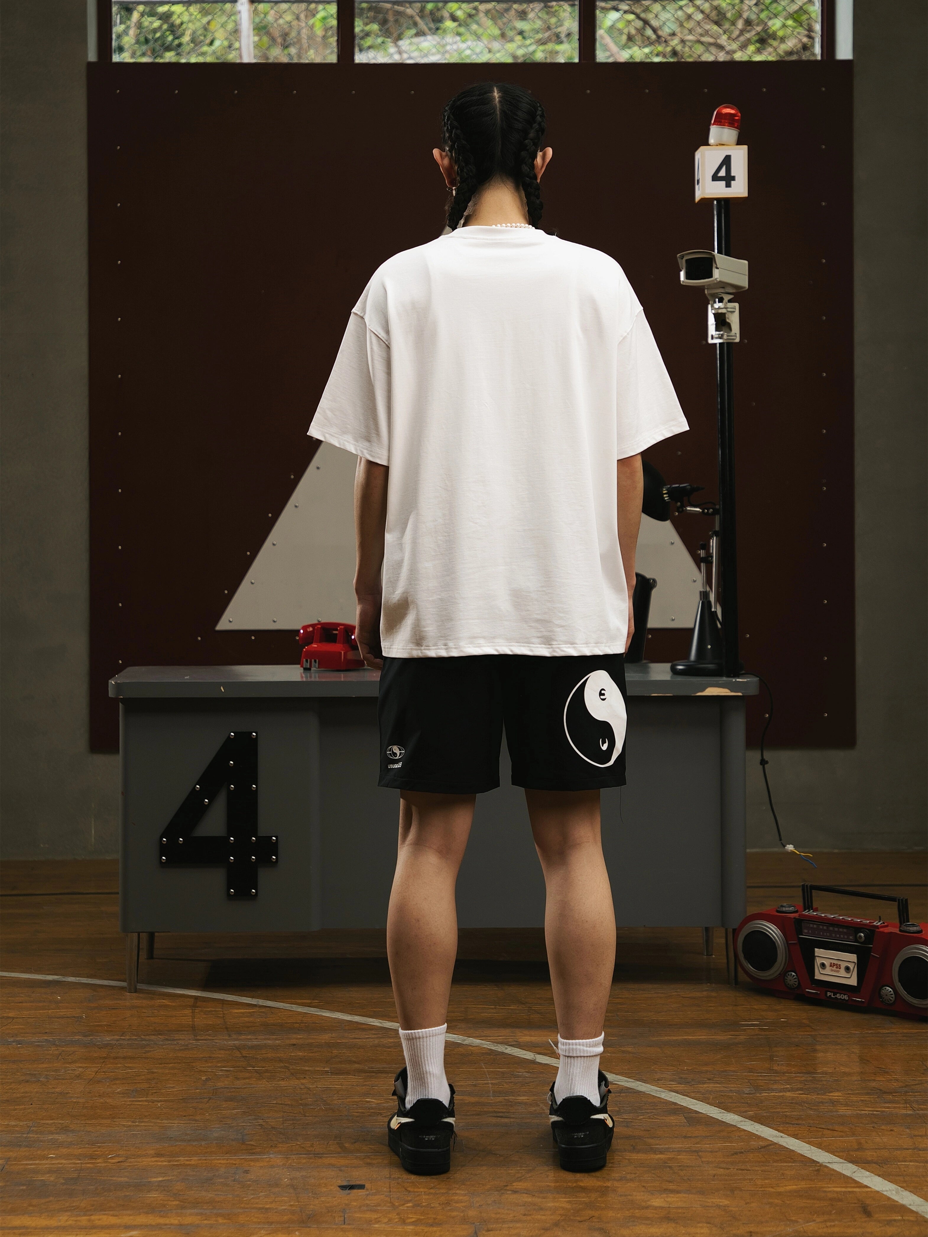 Eusoueu "retro Niche Design Heavy Round Neck Tee"