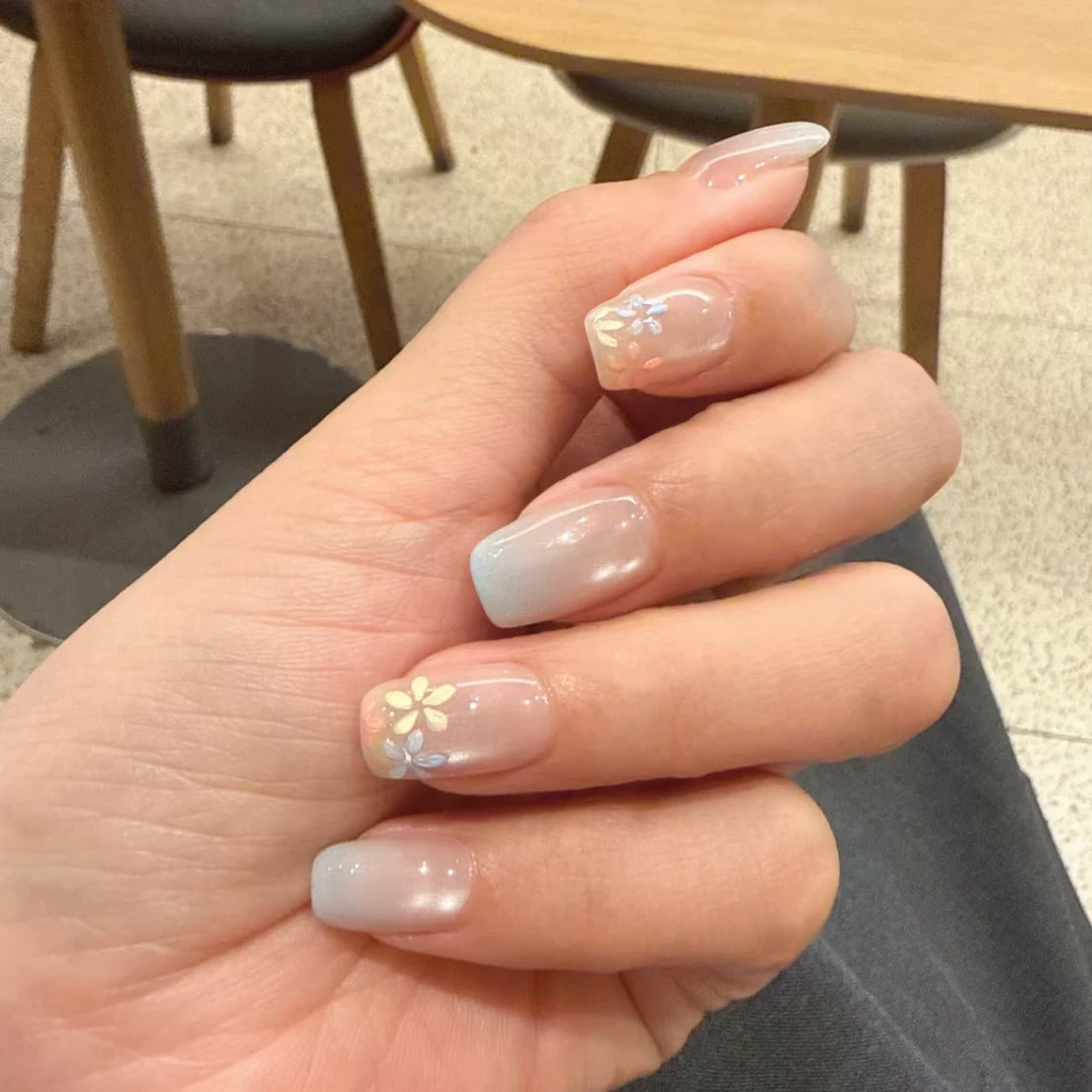 Beetle Nails Hand-painted Dopamine Flower Hand-worn Armor