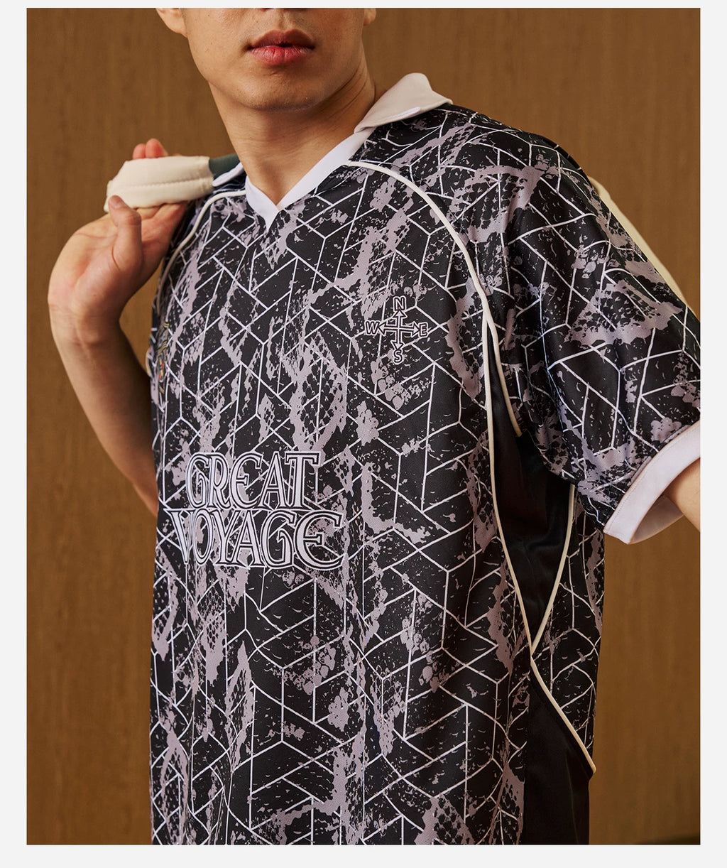 LUSHISI Sports and Leisure Quick-Drying Light and Breathable TEE