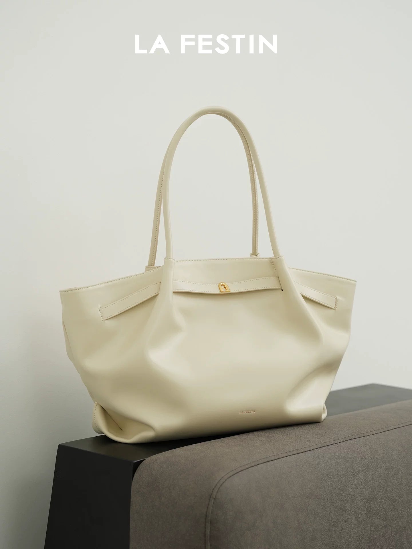La Festin Suede Underarm Large Capacity Tote Bag