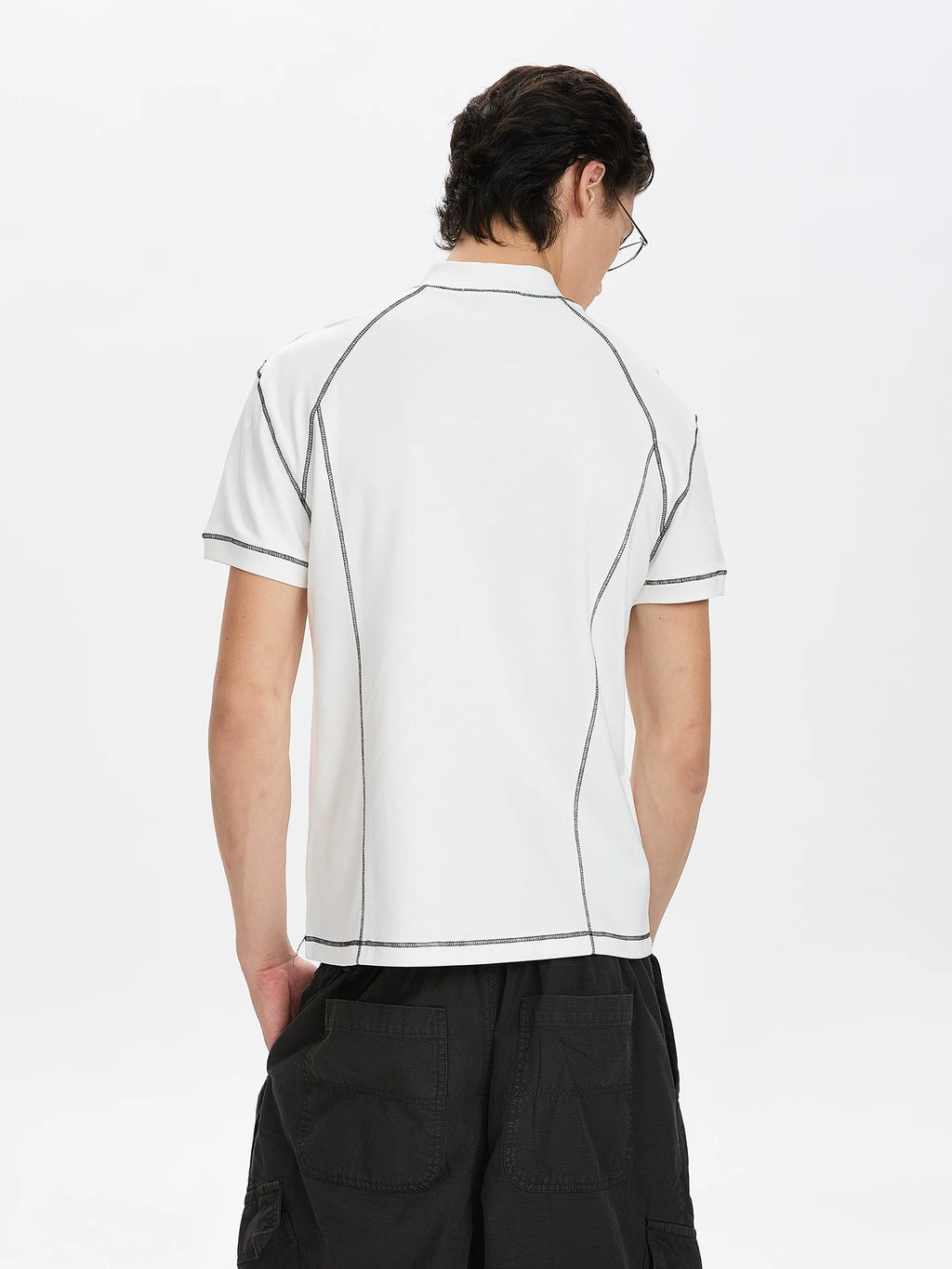 A PUEE Open Line Half Zipper Front Shoulder Tee