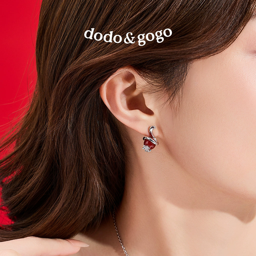 DODOGOGO Spirit Snake Light Luxury Premium Earrings