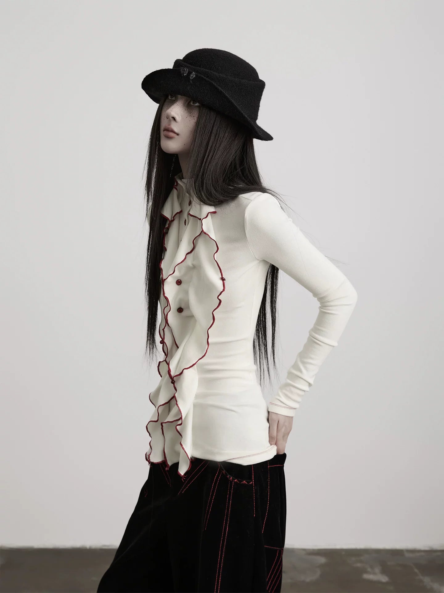 INDULGE Contrast Color Wave Waist Long Sleeve