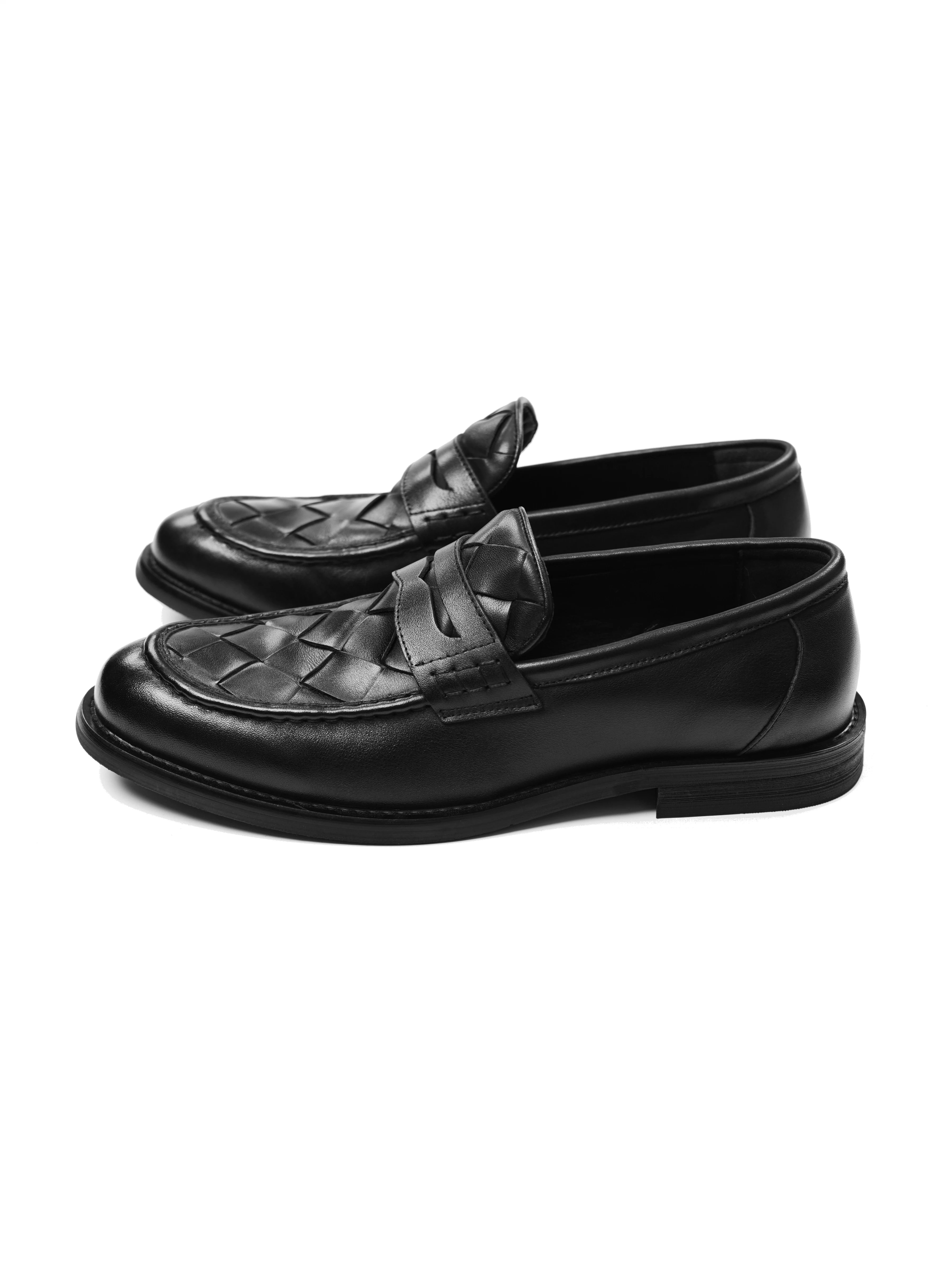 Stay The Night Hand-woven Casual Leather Shoes