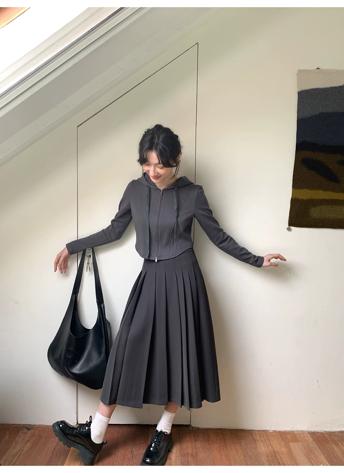KANO Asymmetrical Pleated Skirt