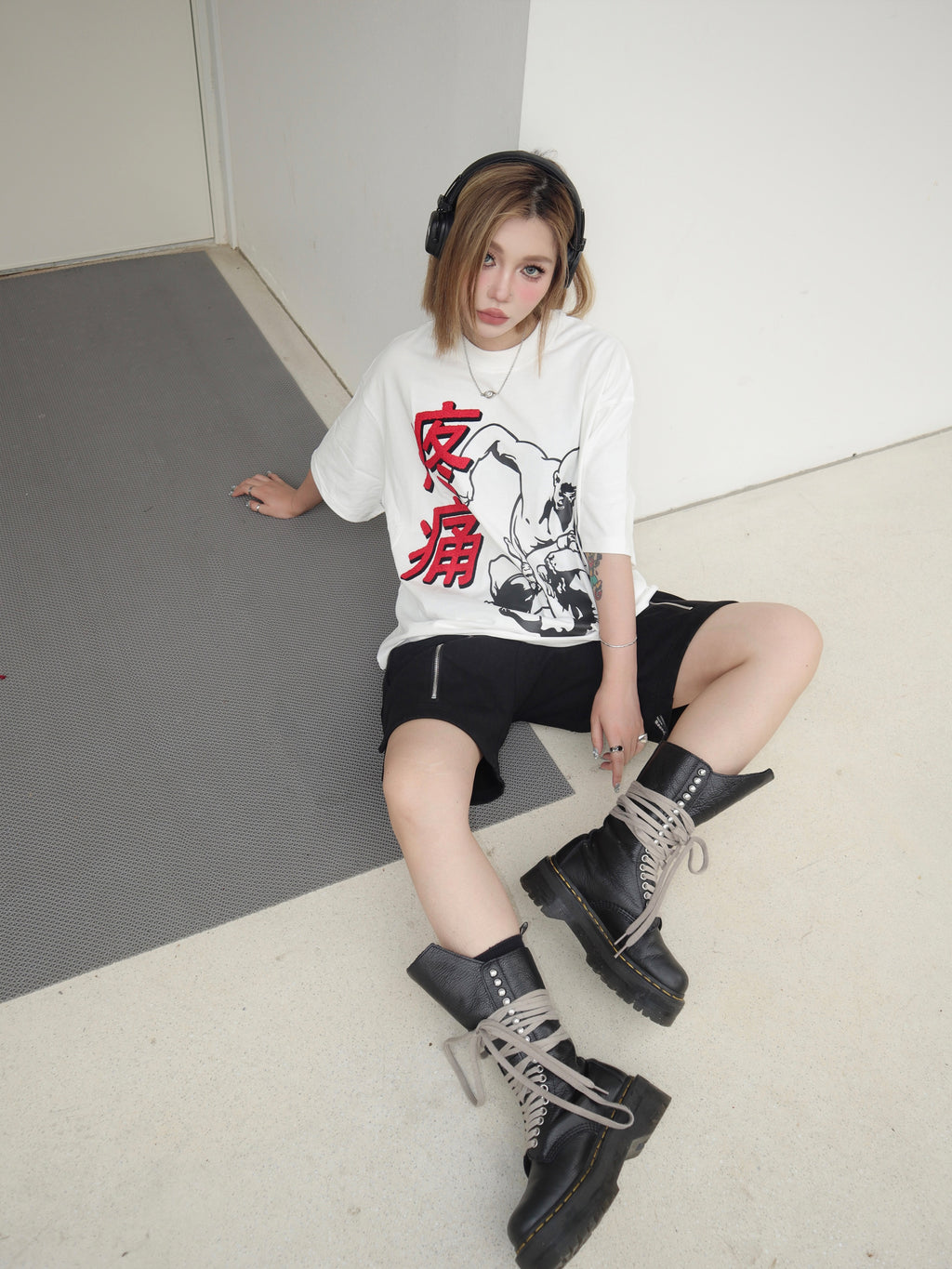 Human Voices Towel Embroidery Pain Short Sleeve Heavy Cotton Tee