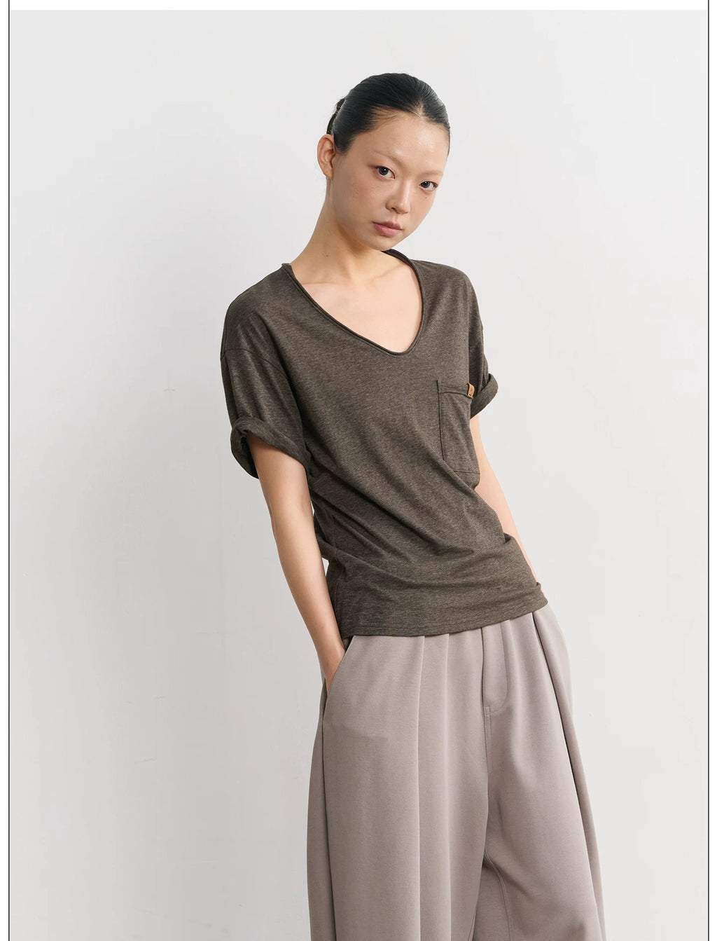 LINY LIBERTY Vintage V-neck Slack Hemming Casual Tee