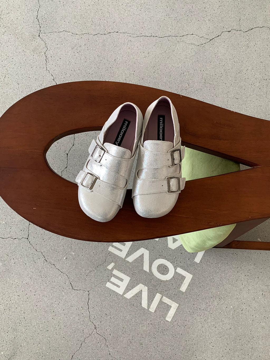 MILOOEY Retro Leather Soft-soled Casual Shoes