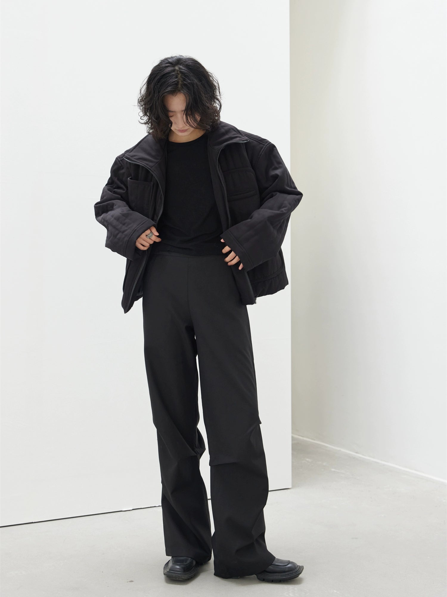 SUNYVONNE Multi-pocket Cotton-padded Stand-up Collar Short Zipper Cotton-padded Coat