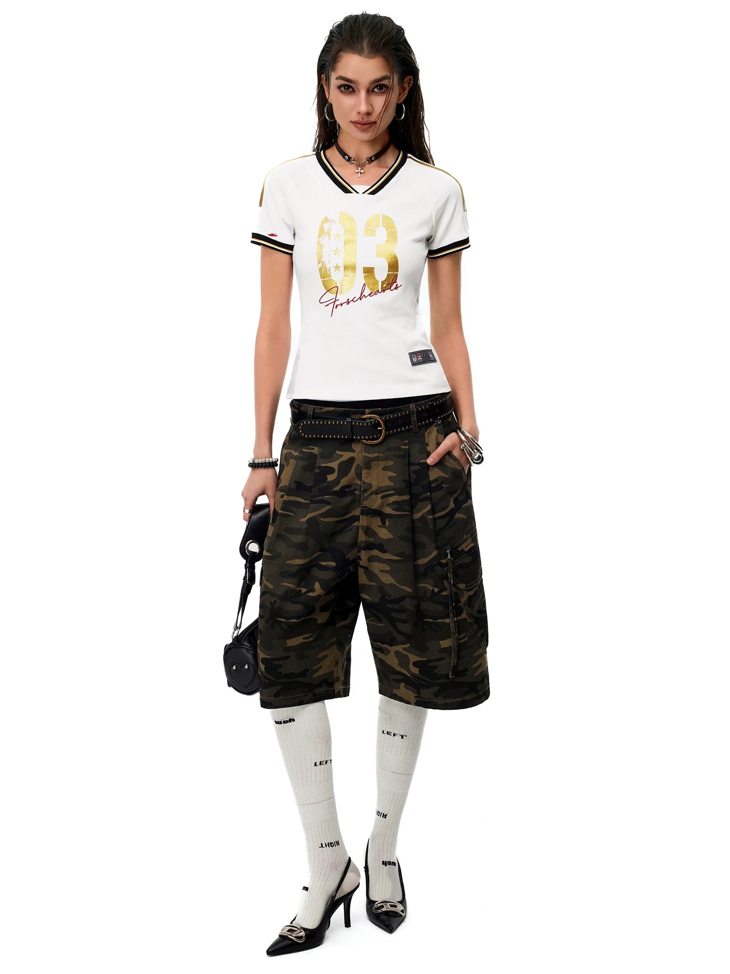 0123Start Contrasting Color V-neck Slim Striped Tee