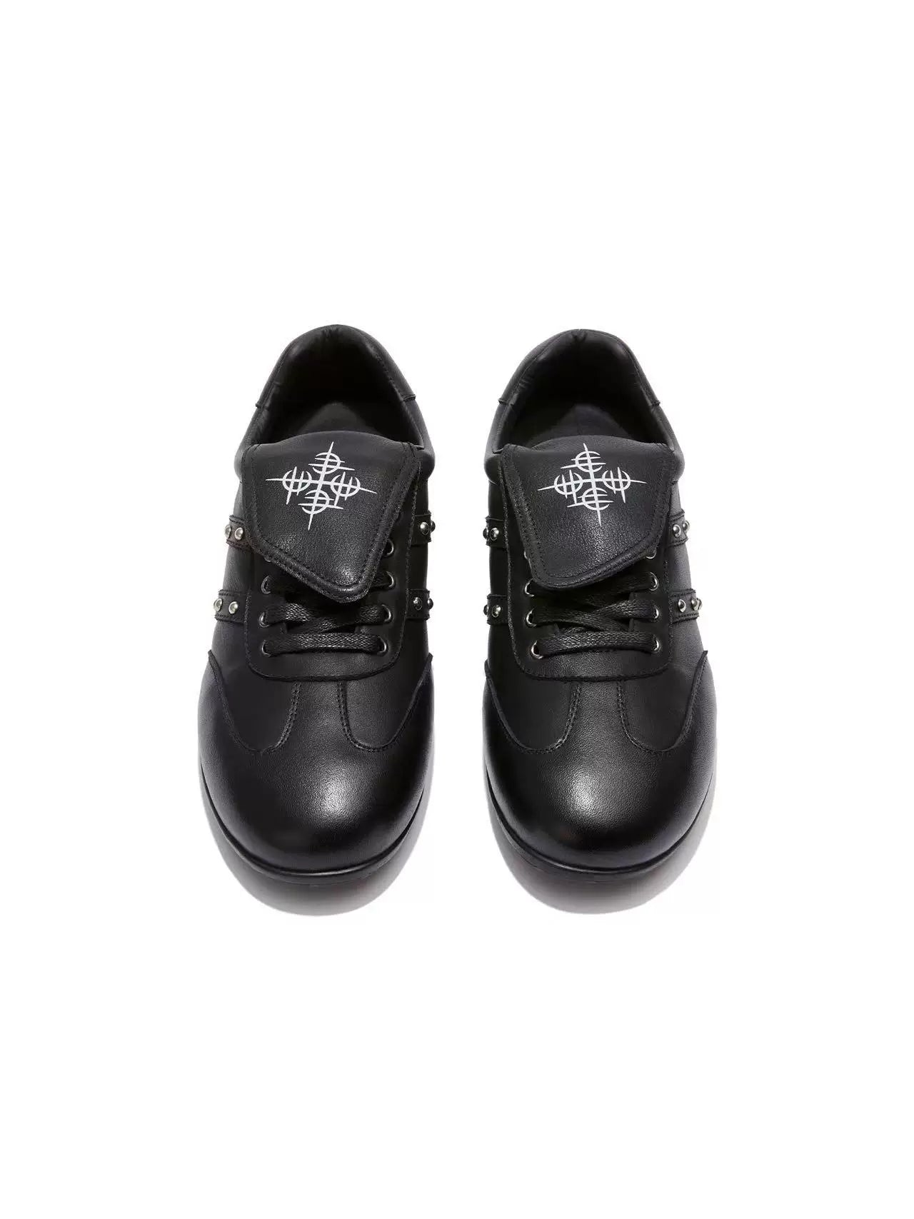 DETW Cross Flower Metal Hidden Buckle Rivet Casual Shoes