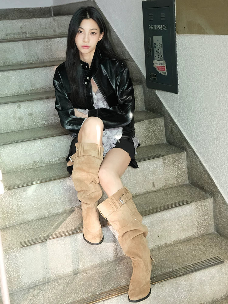 Mooreyu Suede Pointed Thick Heel Skinny Pleated Pile Boots