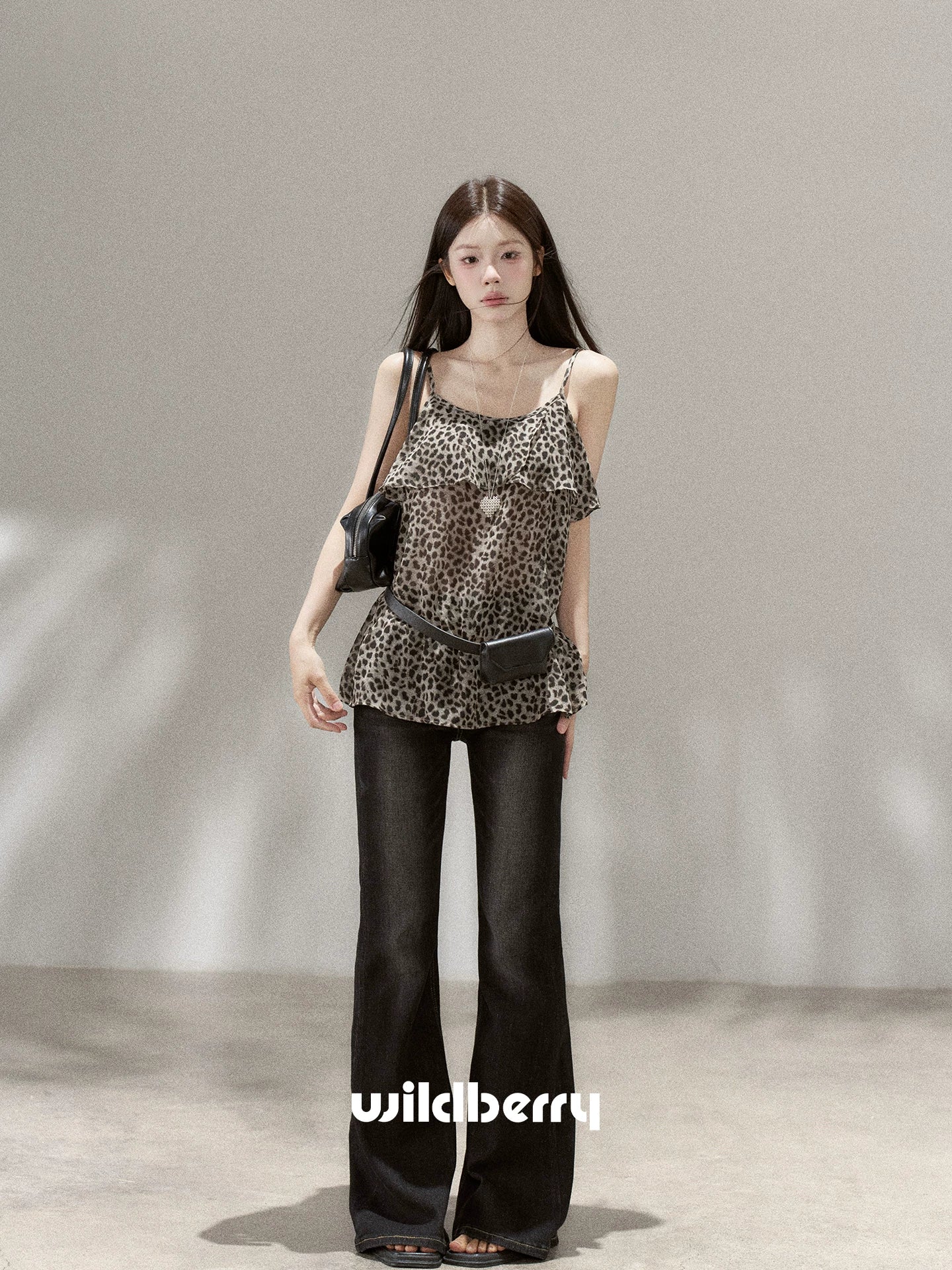 Wildberry Vintage High Waist Versatile Pull Jeans