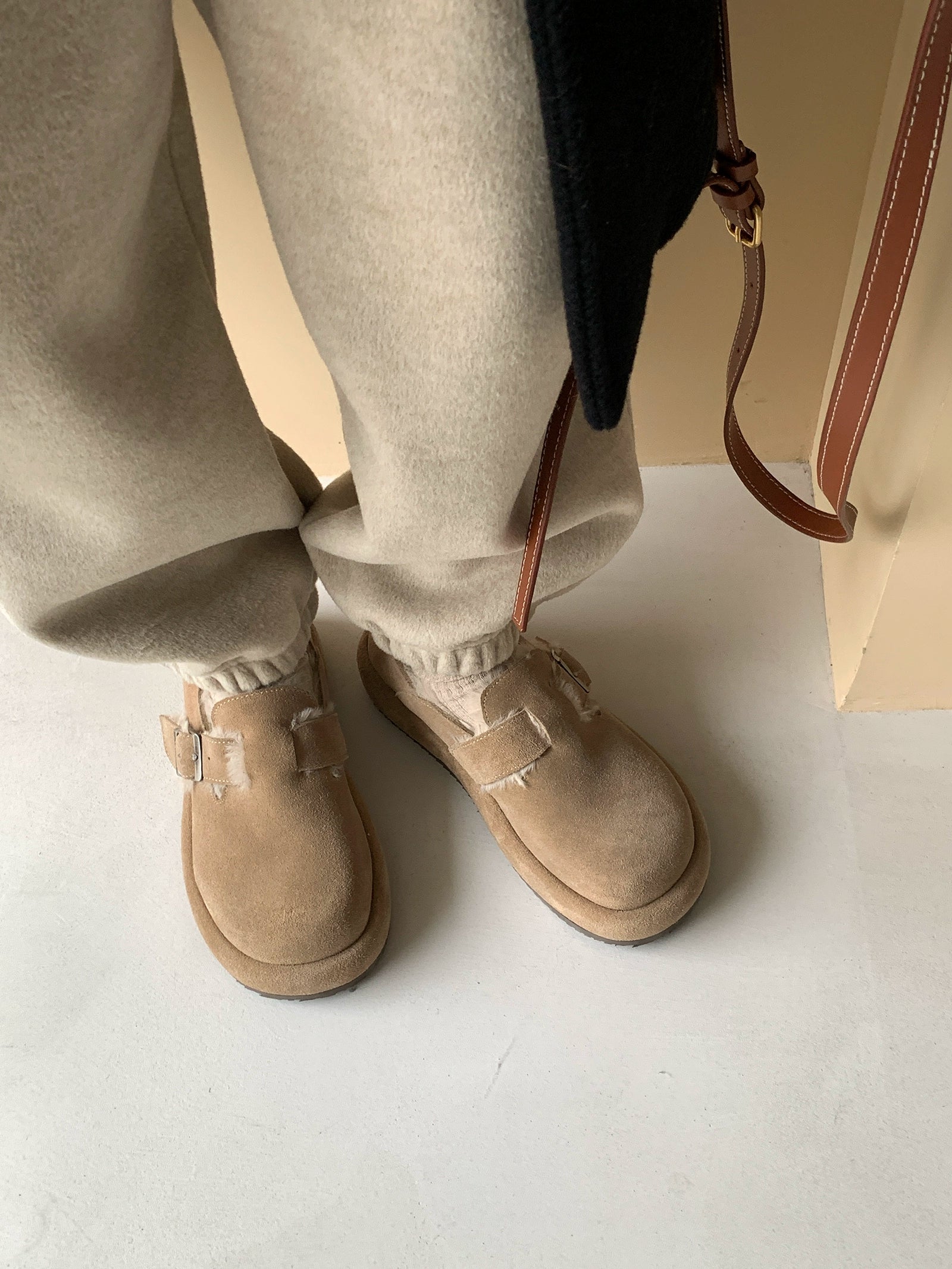 Milooey Thick-soled Velvet One-pedal Fluffy Shoes