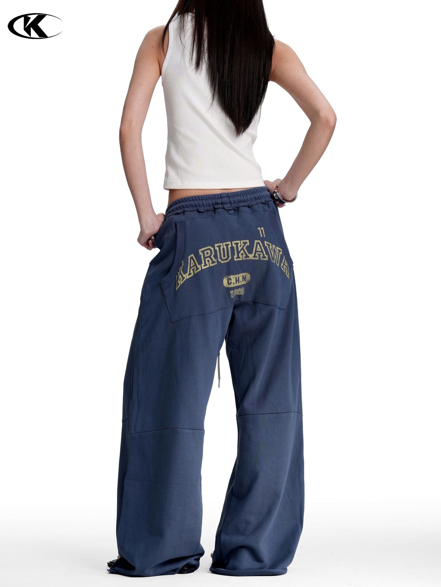11KN Casual Straight Letter Printed Sweatpants