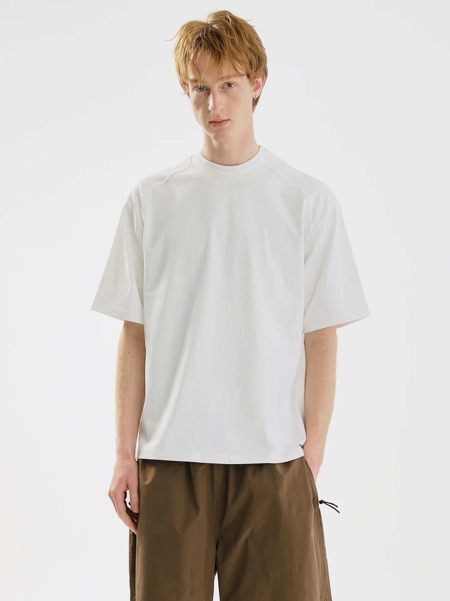 LIVINGTOWN Small Neckline Simple Casual Loose Tee