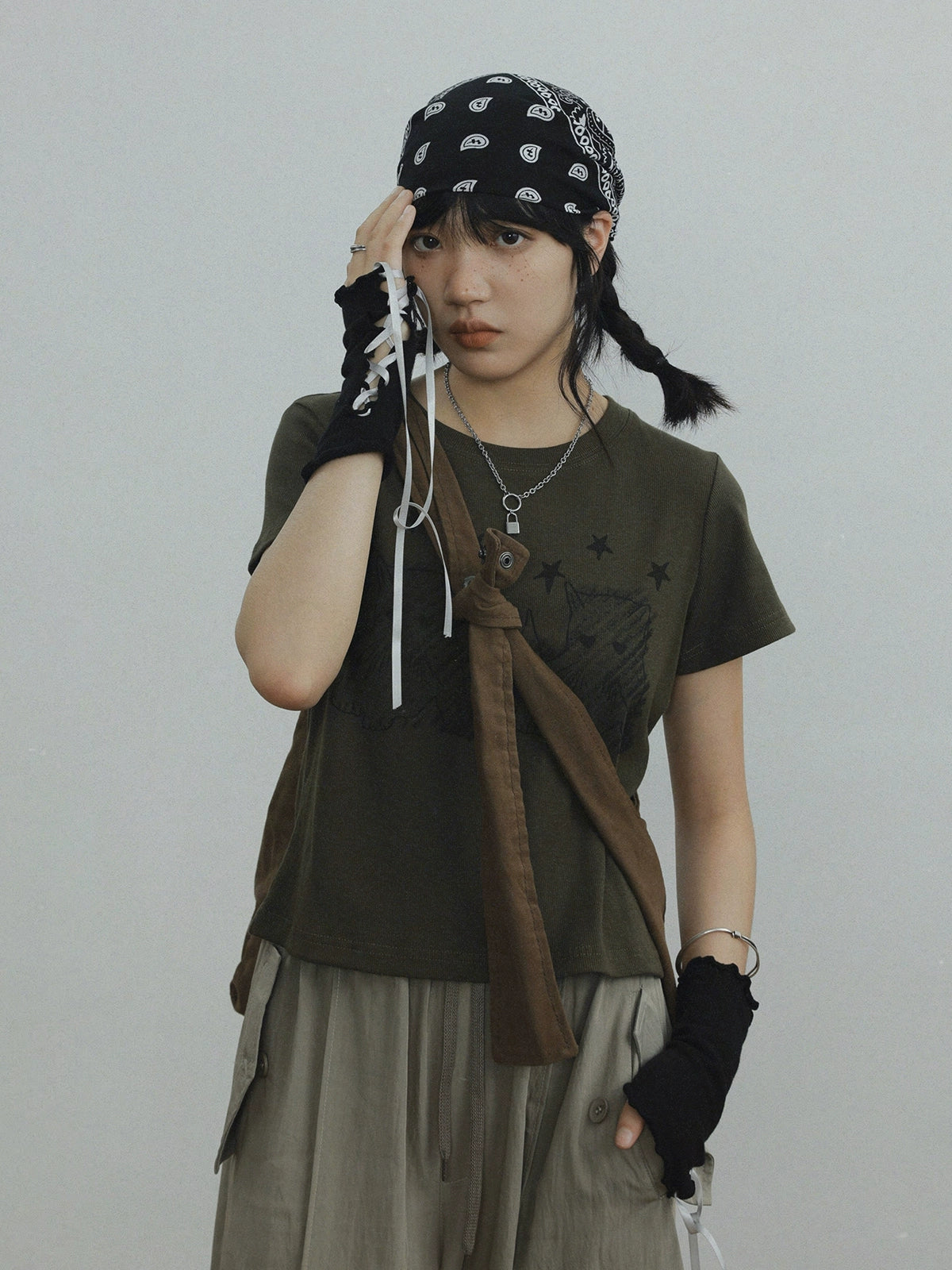 STILLYOU Kitten Print Slim Short Knitted Tee