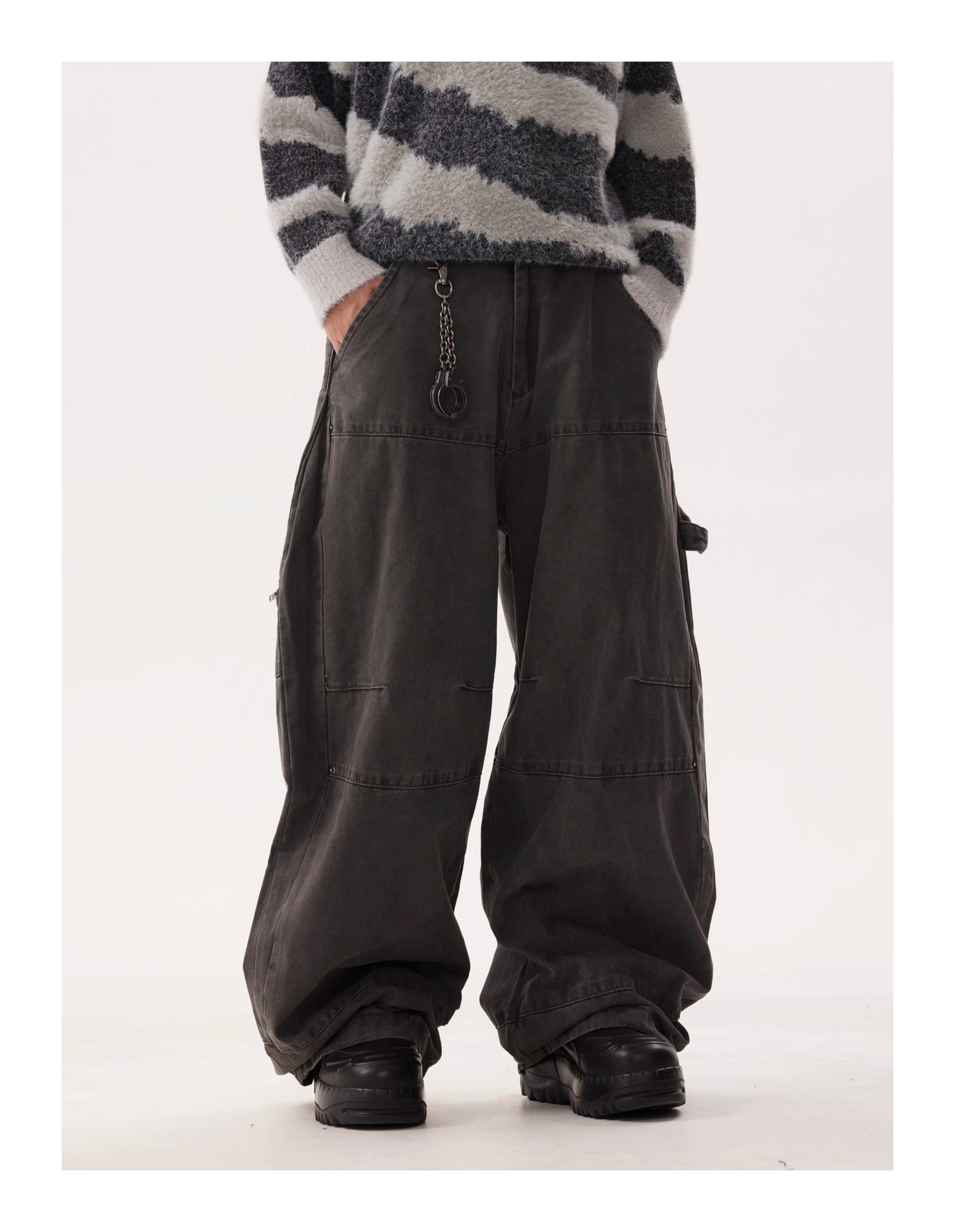 BTSG Wash Distressed Wide-Leg Lumberjack Cargo Pants