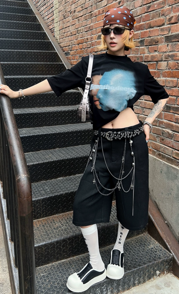 TZ Killer Removable Necklace Cropped Shorts