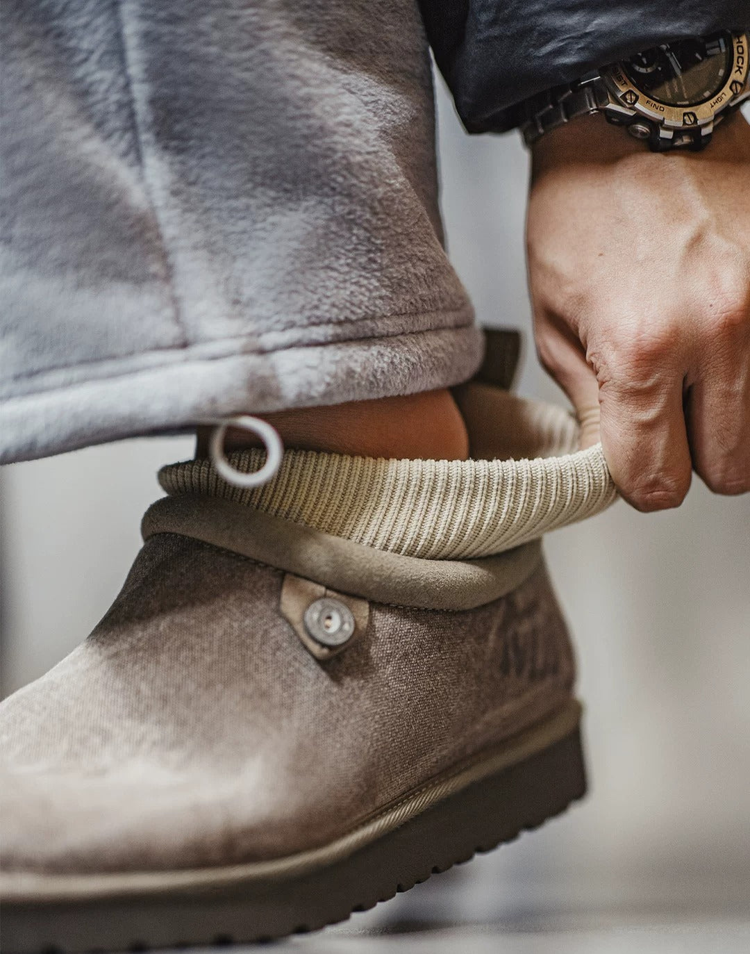 MADEN Fabric Lined Pull-On Snow Boot