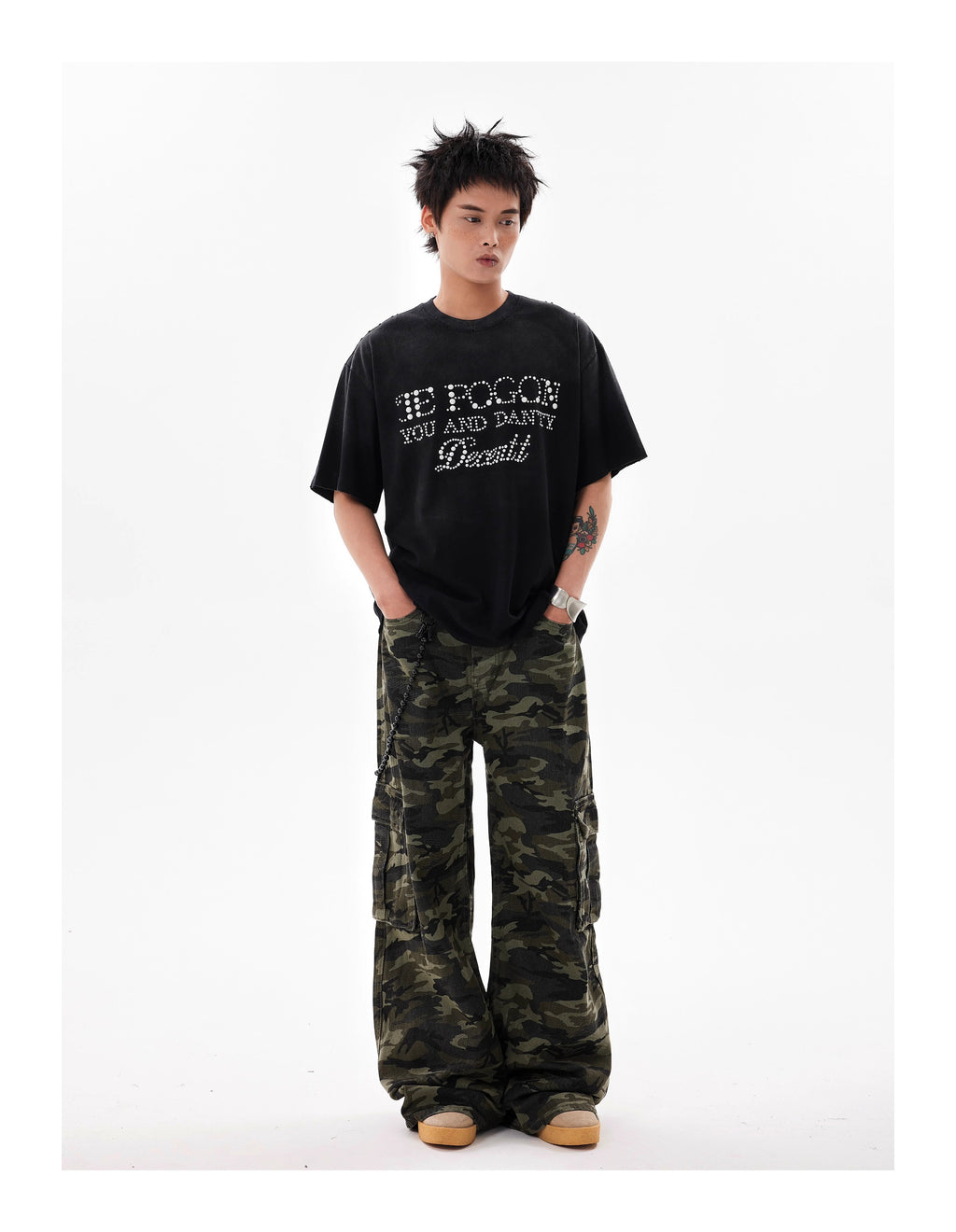 BTSG* Washed Distressed Camouflage Cargo Pants