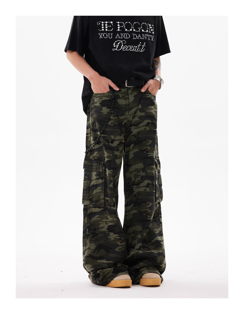 BTSG* Washed Distressed Camouflage Cargo Pants