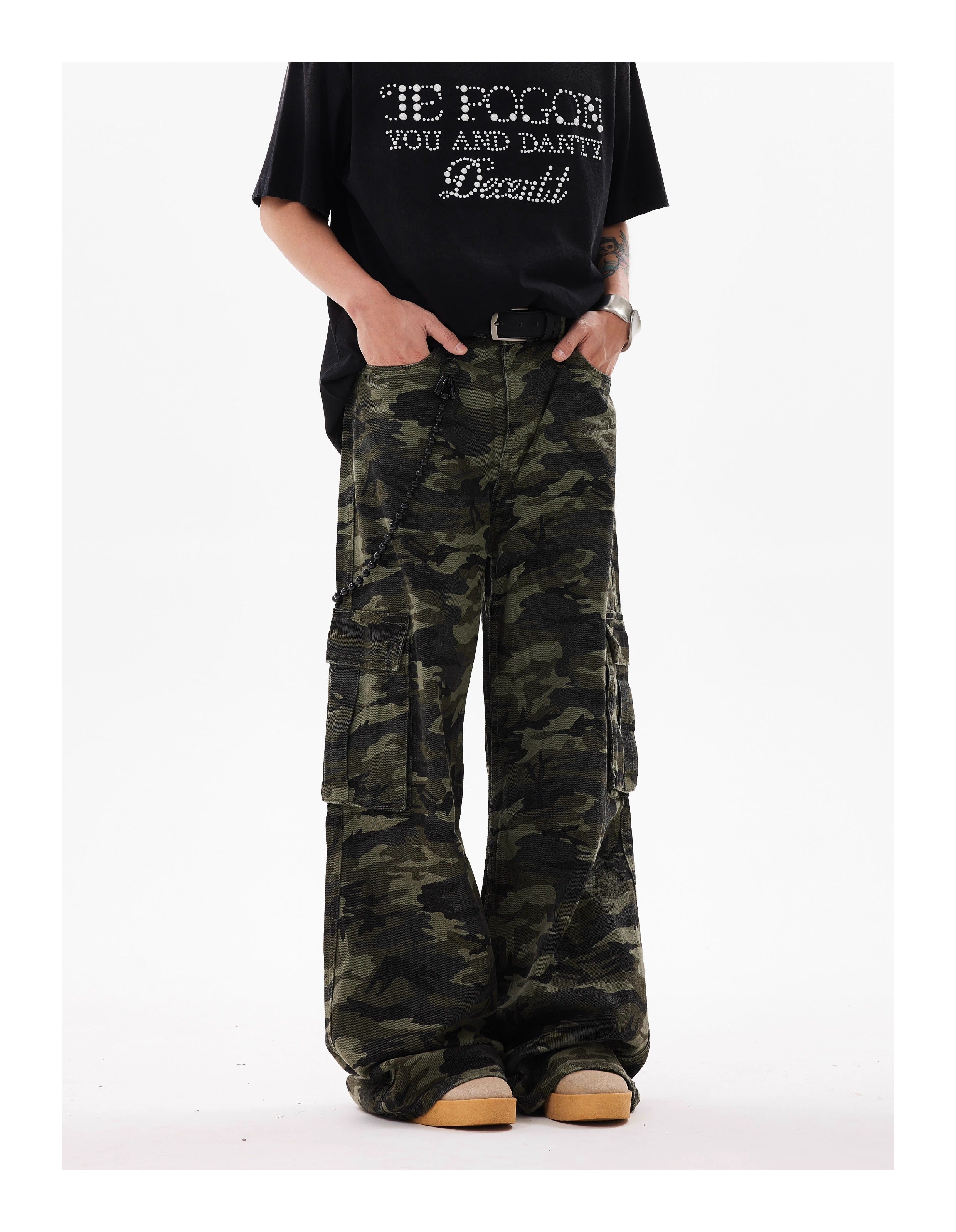 BTSG* Washed Distressed Camouflage Cargo Pants