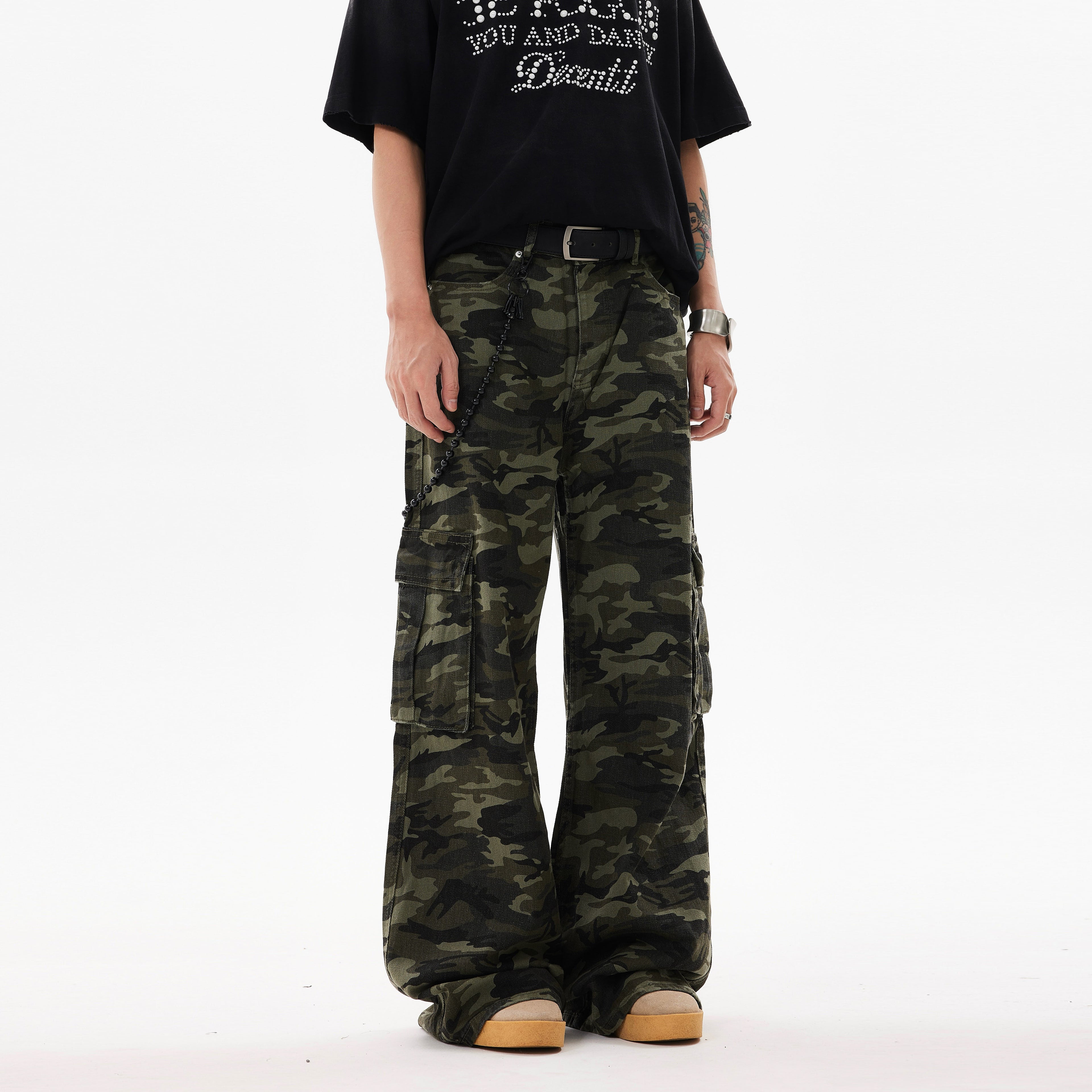 BTSG* Washed Distressed Camouflage Cargo Pants