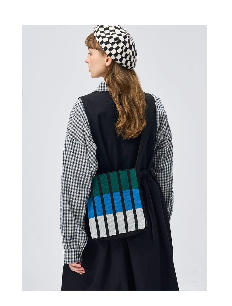 FREEIN Original Knitted Striped Crossbody Bag