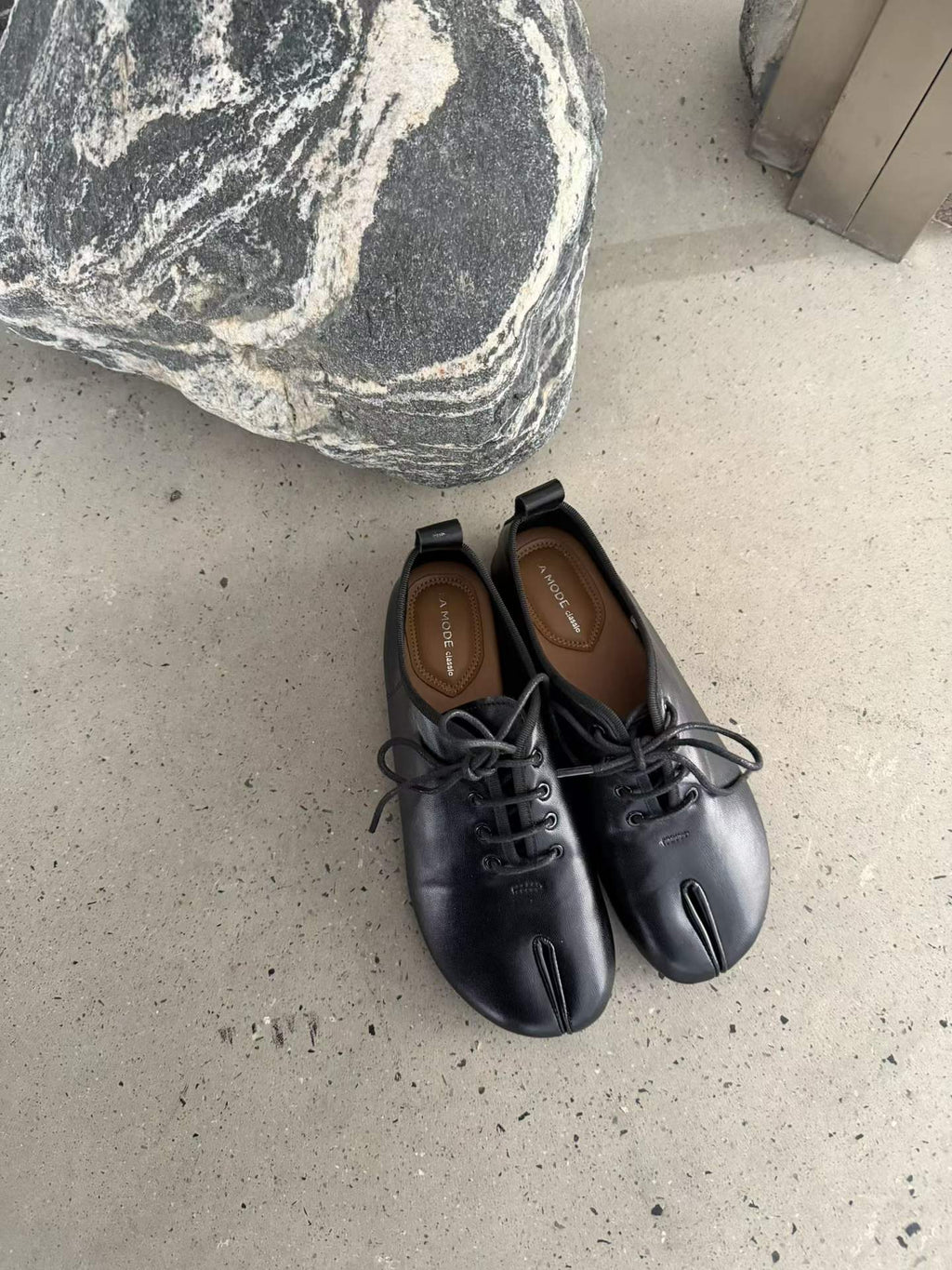 La mode  Luna Tabi Lace-up Shoes