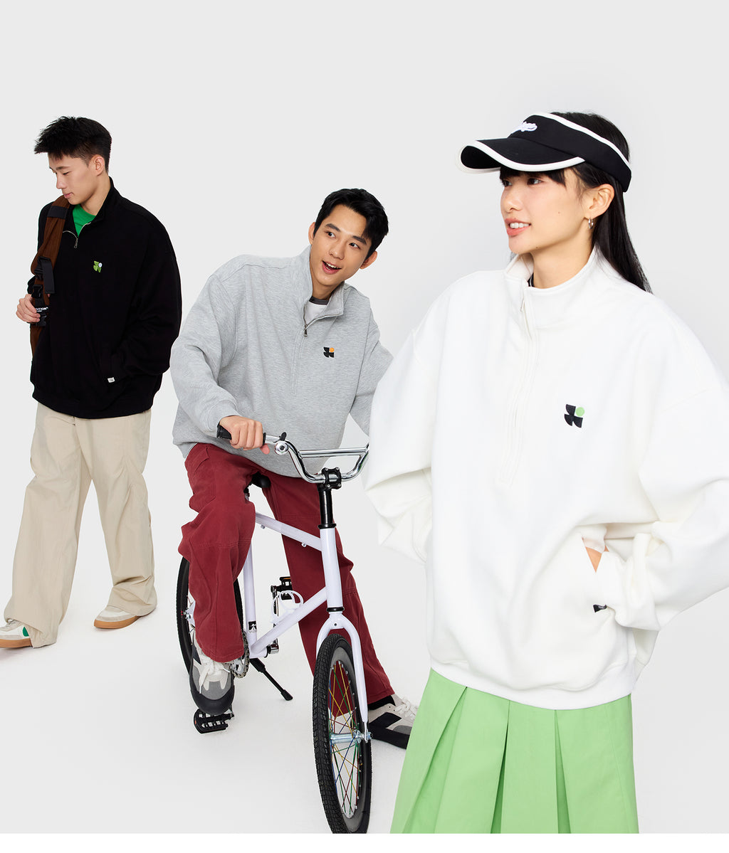 OWOX Half Zip Air Layer Stand Collar Logo Sweatshirt