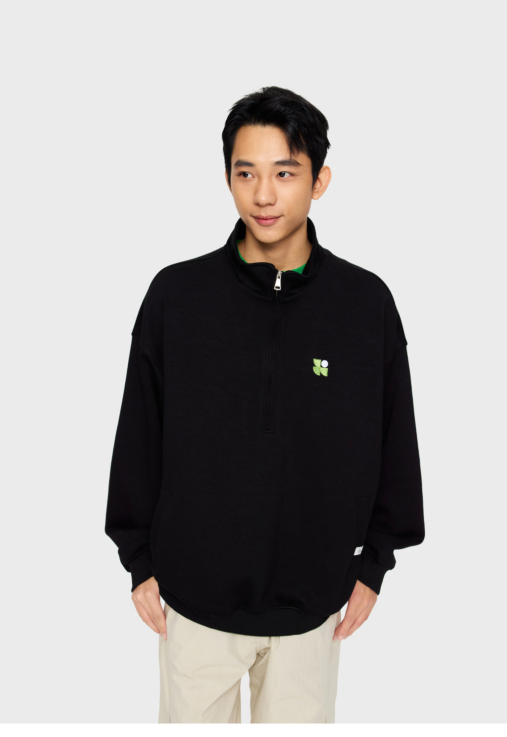 OWOX Half Zip Air Layer Stand Collar Logo Sweatshirt