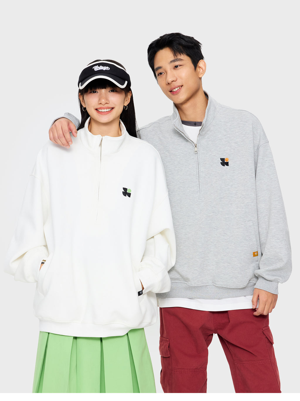 OWOX Half Zip Air Layer Stand Collar Logo Sweatshirt
