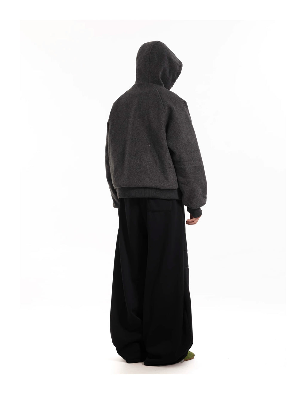 BTSG Vintage Fleece Pleated Silhouette wide-leg scimitar pants
