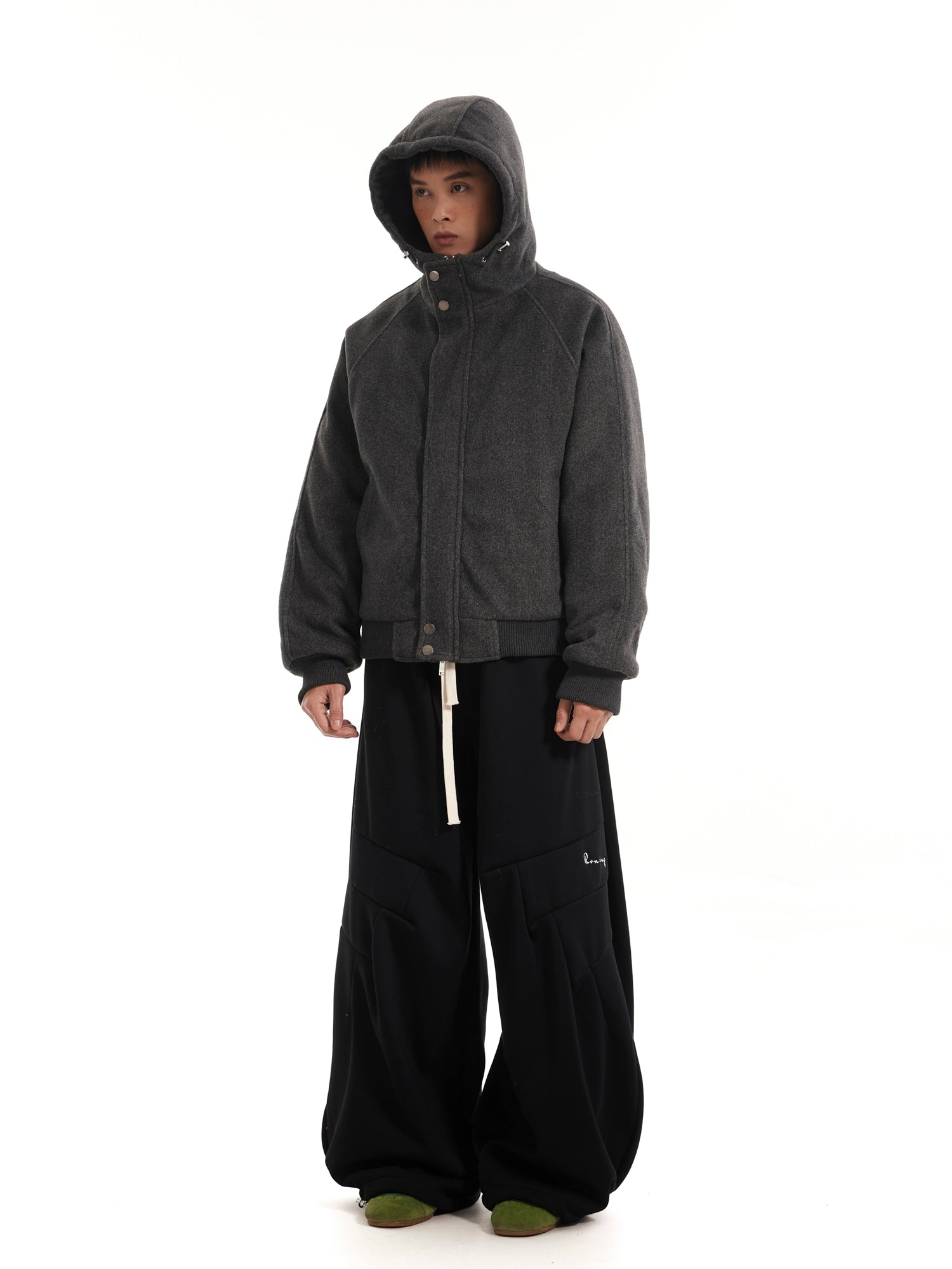 BTSG Vintage Fleece Pleated Silhouette wide-leg scimitar pants